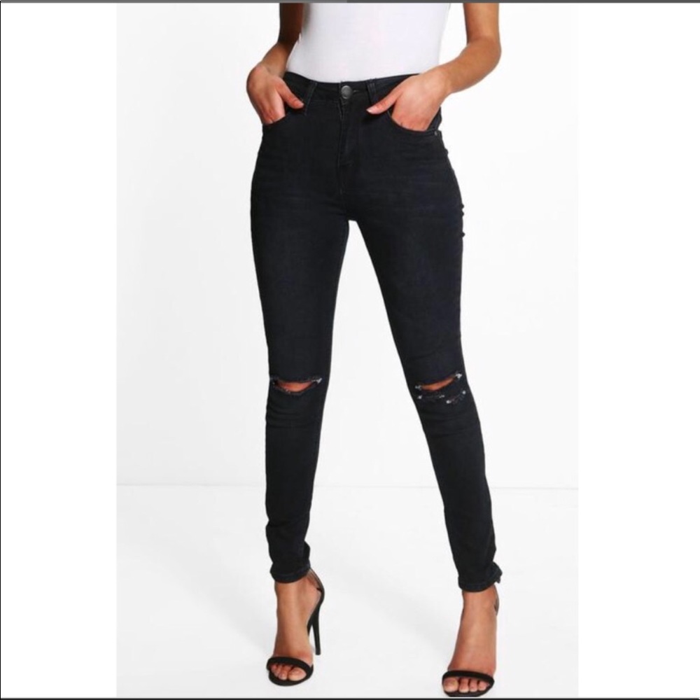 High Waisted Distressed Jeans